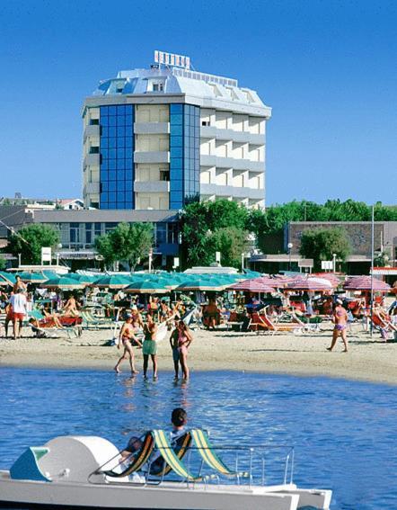 Hotel Nettuno Cattolica Exterior foto