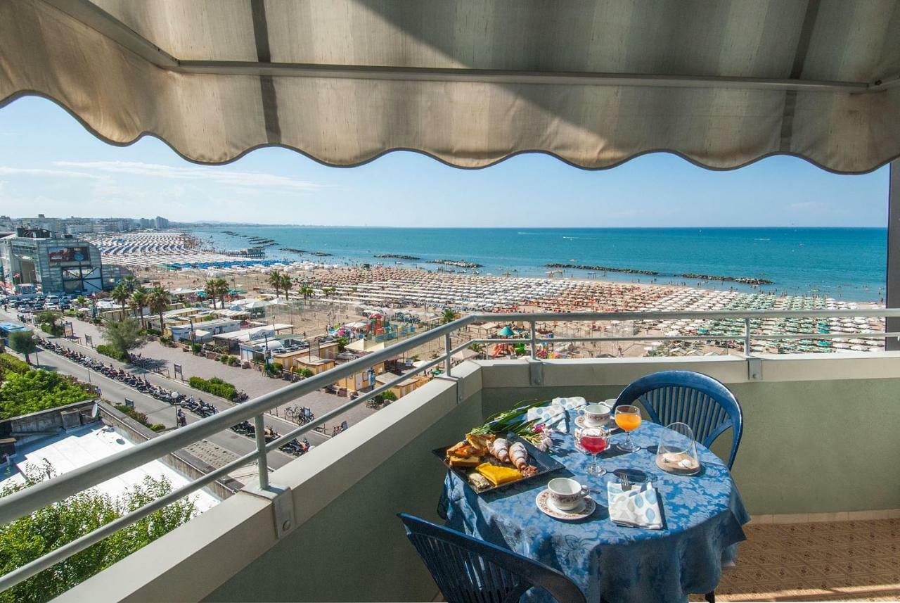 Hotel Nettuno Cattolica Exterior foto
